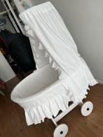 Witte wieg op wielen met hemeltje, Kinderen en Baby's, Ophalen, Gebruikt, Wieg