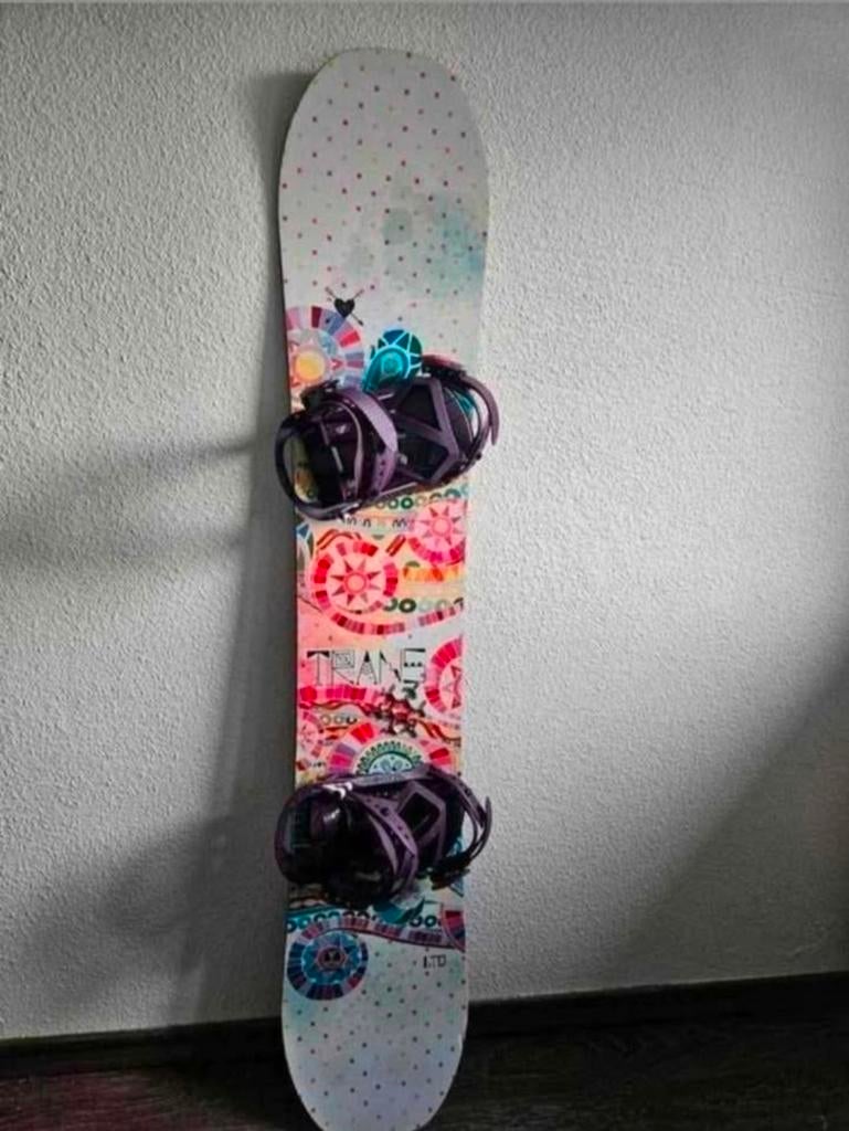 Snowboard + bindingen + snowboardtas, Sport en Fitness, Snowboarden, Ophalen, Gebruikt, Board