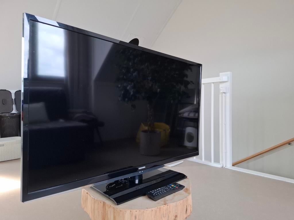 Toshiba 40 inch Full HD TV met Google Chromecast, 50 Hz, LCD, Ophalen of Verzenden, 100 cm of meer