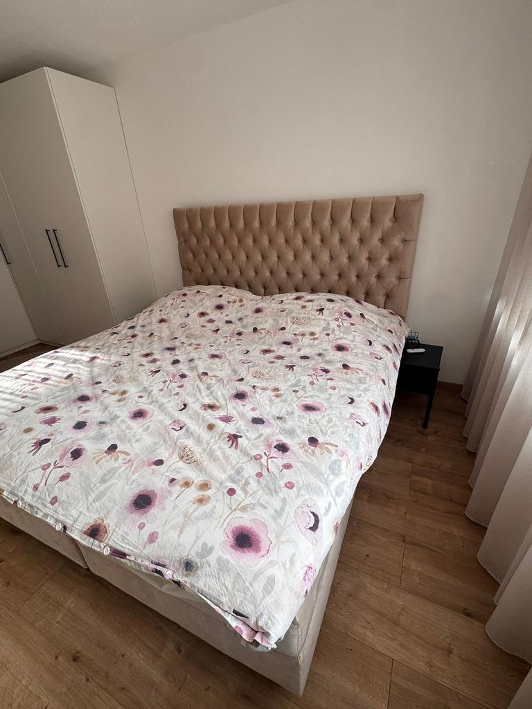 Boxspring 180x200, Ophalen, Zo goed als nieuw, Tweepersoons
