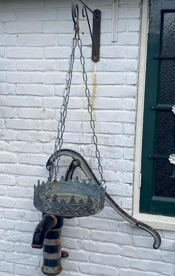 Antieke gietijzeren hangend vogelbad, Ophalen of Verzenden