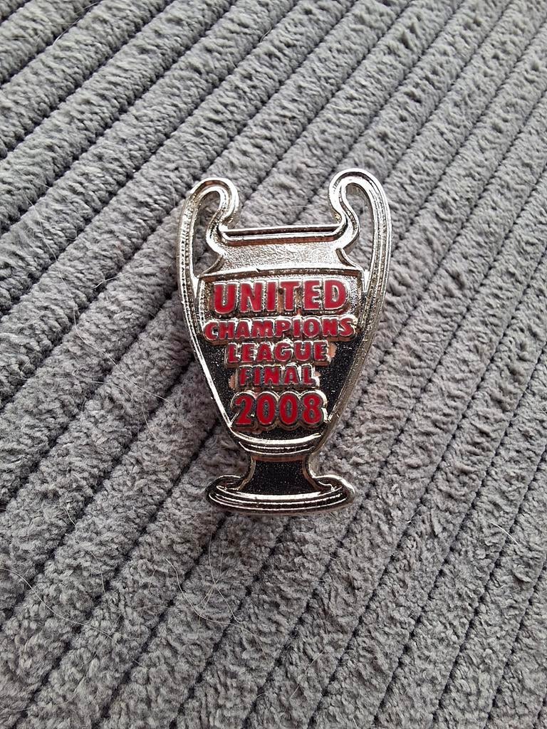 Manchester United Champions League Final 2008 Speldje, Verzamelen, Speldjes, Pins en Buttons, Ophalen of Verzenden