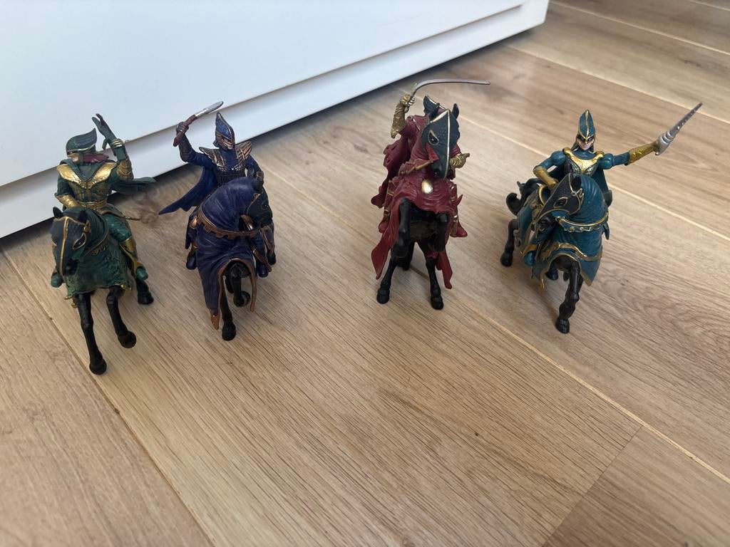 Efteling Ravelijn Ruiters - Complete set van 4, Verzamelen, Ophalen, Gebruikt, Beeldje of Poppetje