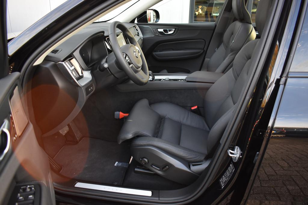 Volvo XC60 T6 AWD 350PK Plug-in Hybrid Ultra Dark | Trekhaak, Automaat, Gebruikt, 4 cilinders, 1969 cc