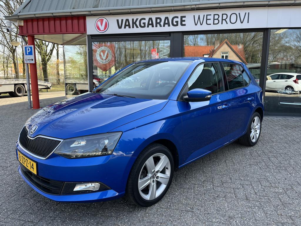 Skoda Fabia 1.2 TSI Ambition Trekhaak Incl Beurt (bj 2015), 4 cilinders, Met garantie (alle), Blauw, Origineel Nederlands