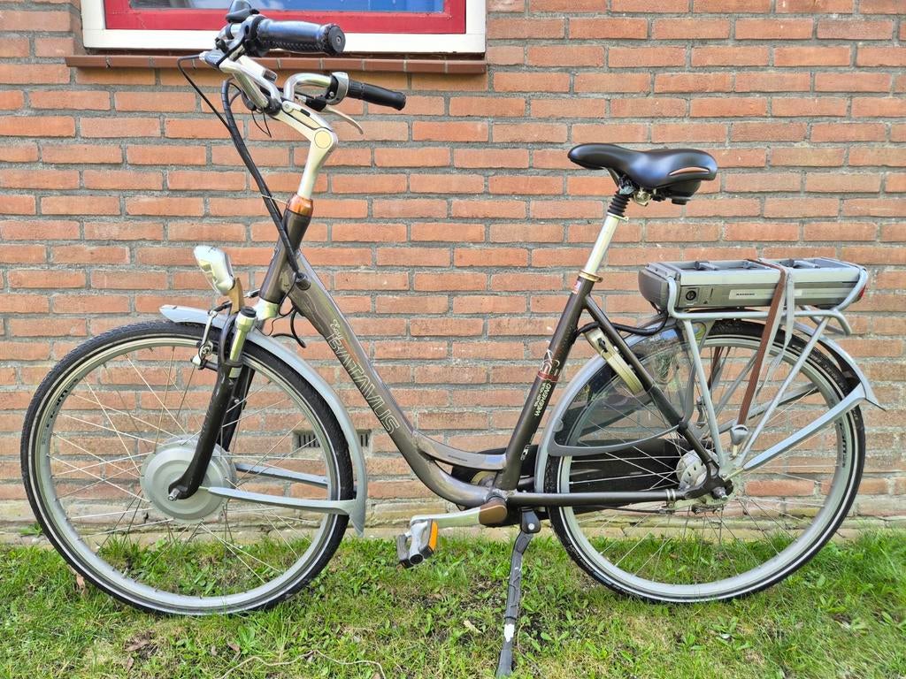 Batavus dames e-bike met kapotte accu, Fietsen en Brommers, Elektrische fietsen, Gebruikt, Batavus, Ophalen