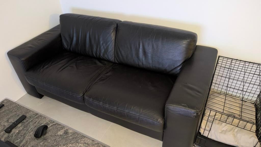 Nette zwarte 2-zits bank - comfortabel en stevig, Ophalen