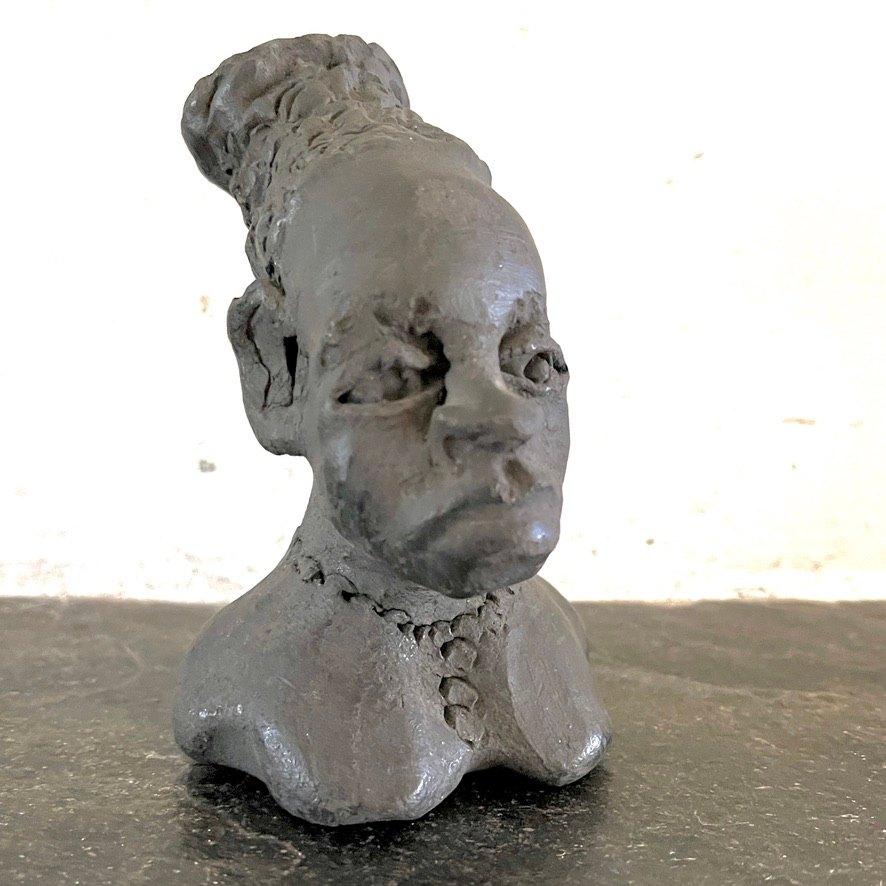 Geboetseerd beeld van een Afrikaanse vrouw, Ophalen of Verzenden