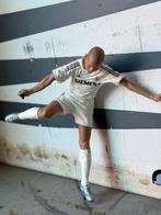 Voetbal pop Ronaldo R9 - Circa 30 cm hoog, Ophalen of Verzenden, Gebruikt, Buitenlandse clubs, Beeldje of Poppetje