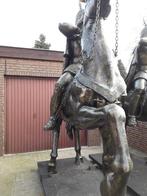 Gietijzer Gietijzeren paard met ridder decoratie, Ophalen