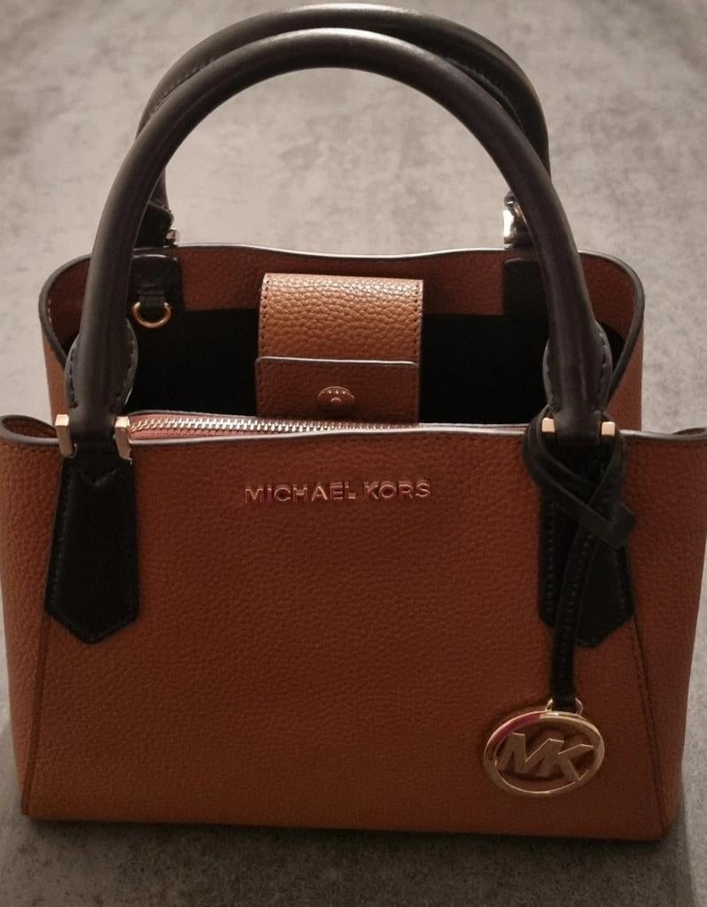 Michael Kors tas, Ophalen of Verzenden, Nieuw, Bruin, Schoudertasje