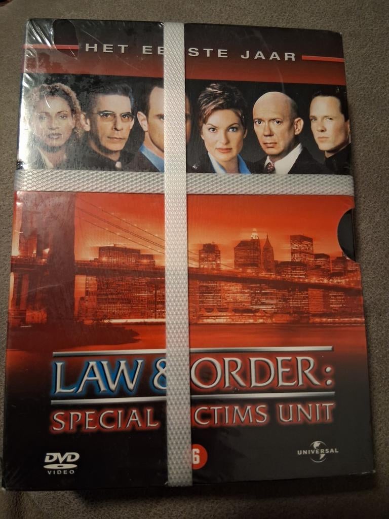 Law & Order: Special Victims Unit - Het Eerste Jaar (DVD)nie, Cd's en Dvd's, Dvd's | Tv en Series, Vanaf 16 jaar, Boxset, Drama
