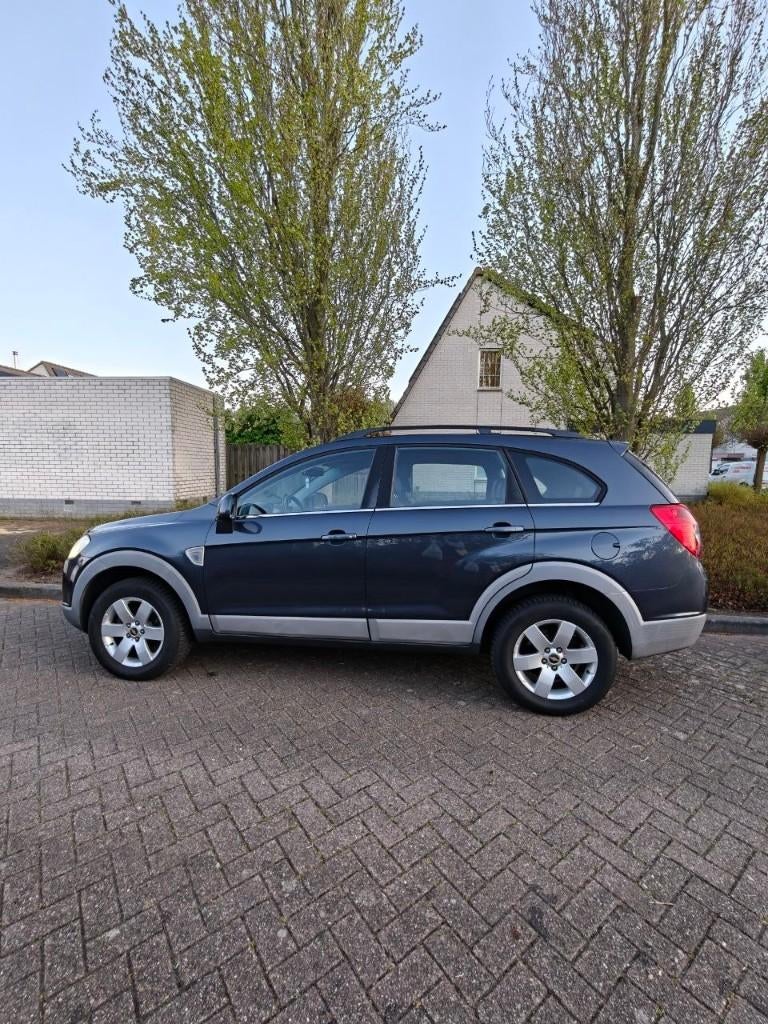 Chevrolet Captiva 2.4 4WD 2007 Grijs, Auto's, 136 pk, Zwart, 4 cilinders, 7 stoelen