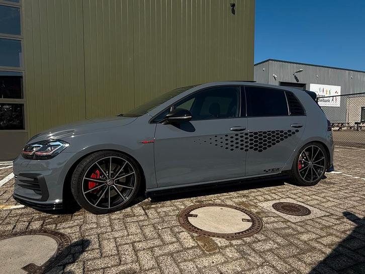 GOLF , TCR , AKRA, Keyless, Pano, DYN, Auto's, Volkswagen, Particulier, Golf, ABS, Achteruitrijcamera, Adaptieve lichten, Adaptive Cruise Control