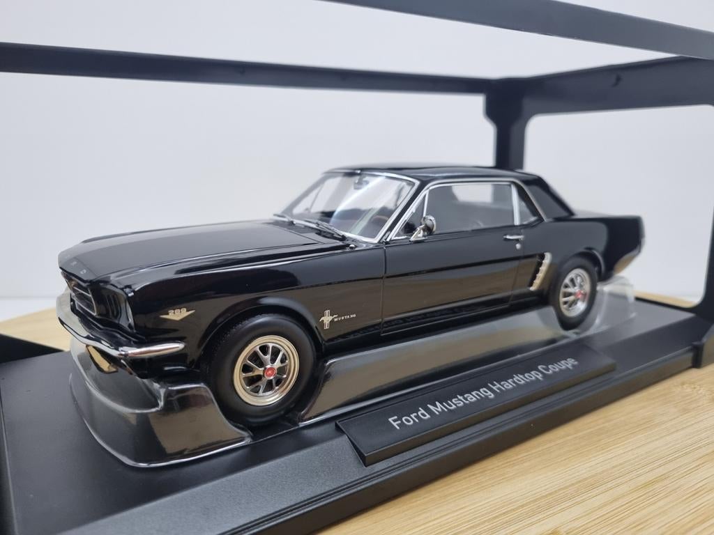 Norev Ford Mustang Hardtop Coupe 1:18 Zwart, Auto, Nieuw, Norev, Ophalen of Verzenden