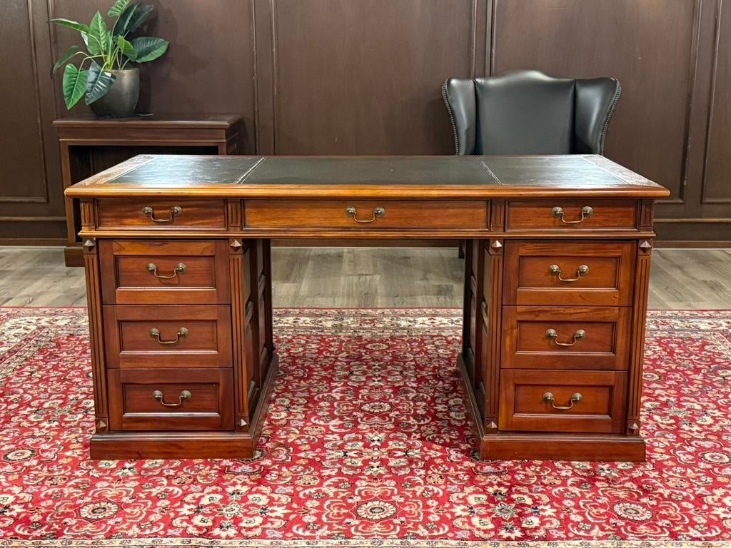 Klassiek Engels bureau #652, Huis en Inrichting, Bureaus, 160 cm, Hout, Bruin, Ophalen of Verzenden