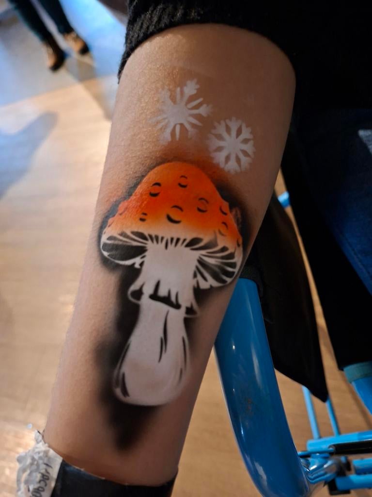 Airbrush tatoeages, Ophalen, Nieuw