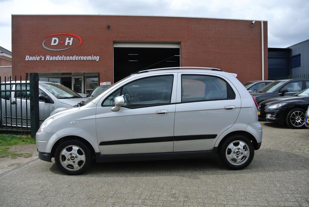 Chevrolet Matiz 0.8 Style airco automaat nieuwe apk inruil m, Auto's, Gebruikt, Origineel Nederlands, Bedrijf, 3 cilinders