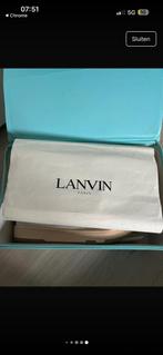 Nieuwe Lanvin helaas te groot voor mijn dochter, Kleding | Dames, Schoenen, Wit, Nieuw, Ophalen of Verzenden, Sneakers of Gympen