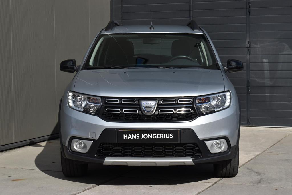 Dacia Sandero TCe 100 Bi-Fuel Stepway Serie Limitee 15th Ann, Auto's, Voorwielaandrijving, Euro 6, 580 kg, Origineel Nederlands