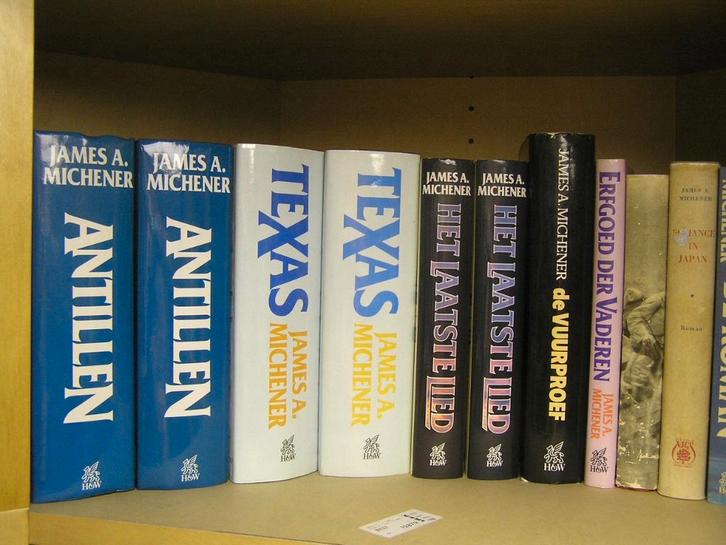 Meerdere titels van James Michener, Boeken, Romans, Zo goed als nieuw, Ophalen of Verzenden