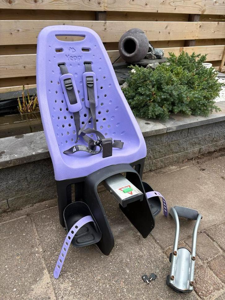 Yepp achterzitje met zadelbuisbevestiging, Fietsen en Brommers, Fietsaccessoires | Fietsstoeltjes, Gebruikt, Achterzitje, 9 t/m 36 kg