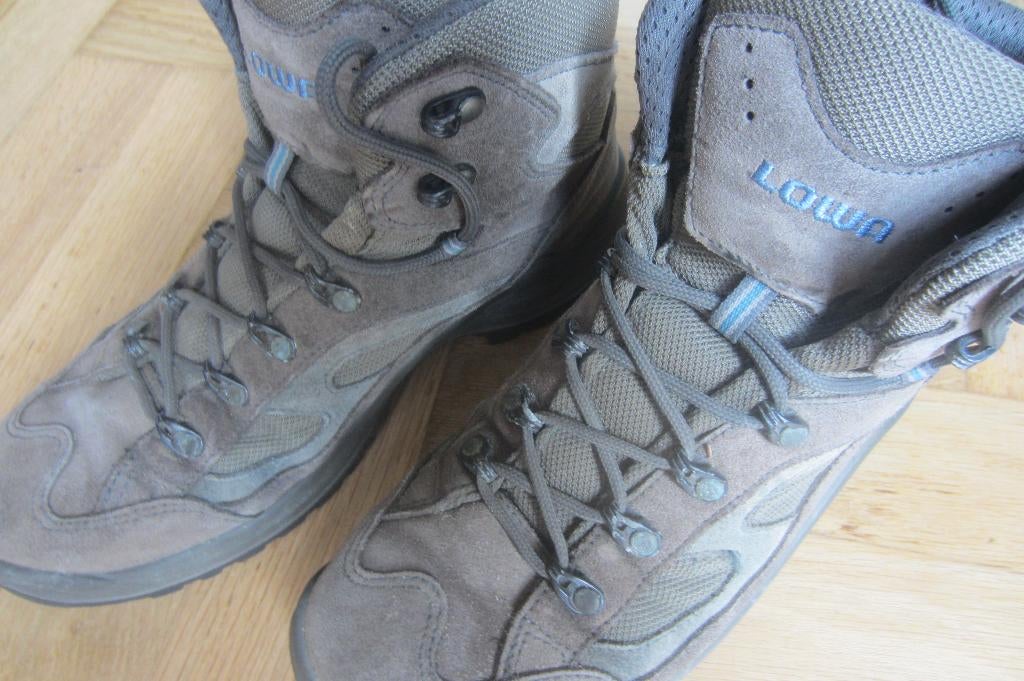 Lowa bergschoen - maat 41, Ophalen of Verzenden, Zo goed als nieuw, Schoenen