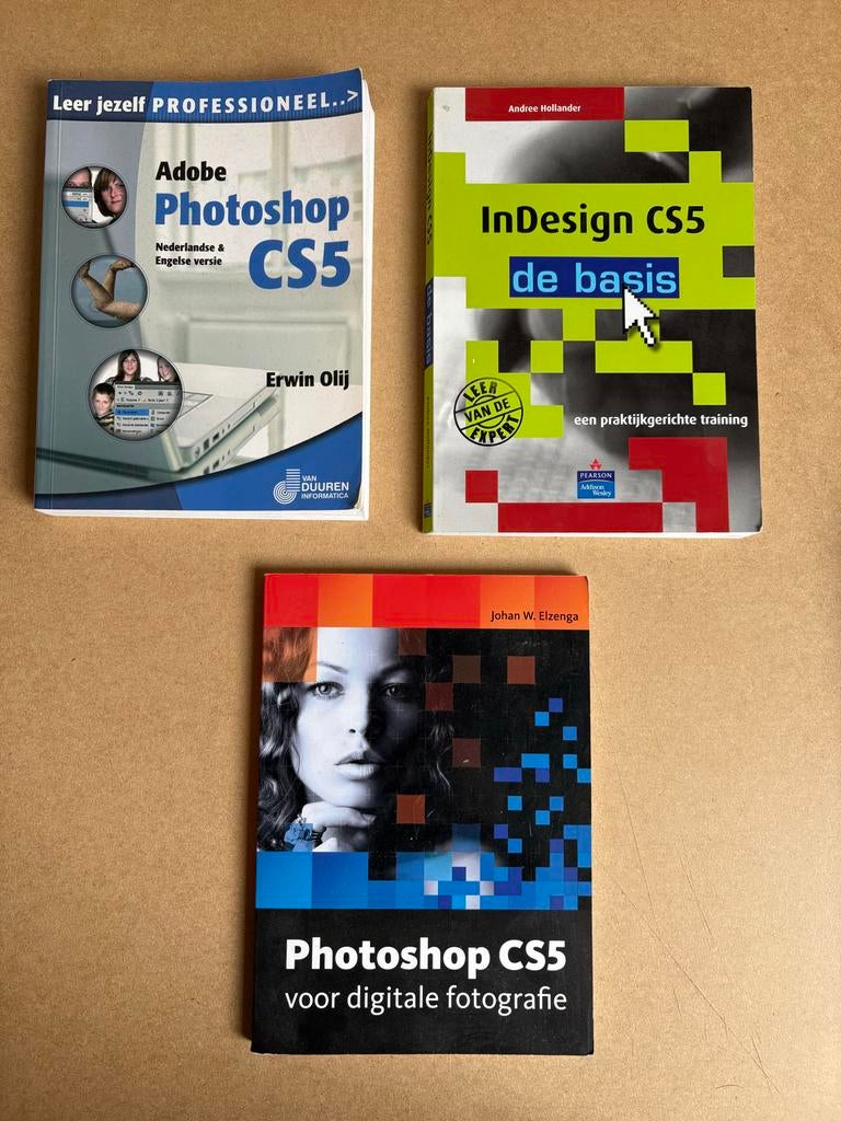 Adobe Photoshop CS5 Boeken - Leer Professioneel!, Ophalen of Verzenden, Gelezen, Software
