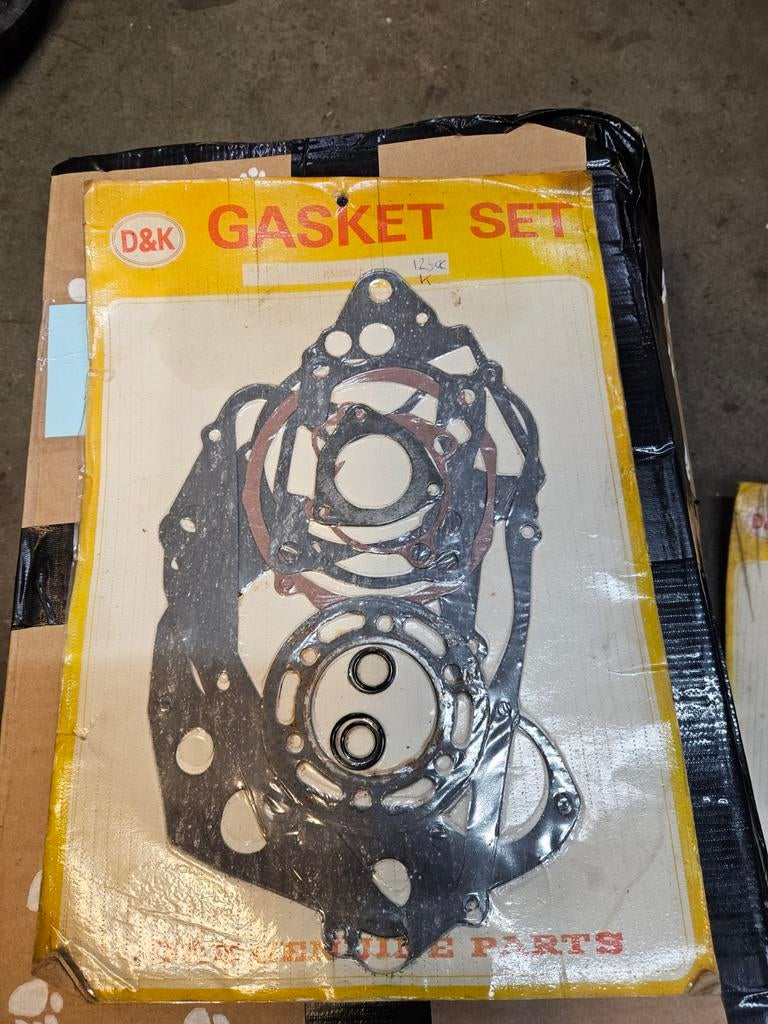 Suzuki rm 125 pakkingsets 3 sets diverse bouwjaren., Motoren, Ophalen of Verzenden, Nieuw