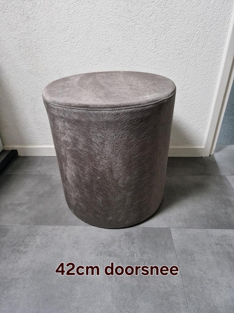 Poef grijs, Huis en Inrichting, Ophalen, Minder dan 50 cm, Rond, Minder dan 50 cm