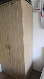 Houten kledingkast, Huis en Inrichting, Ophalen, Met plank(en), Gebruikt, 100 tot 150 cm