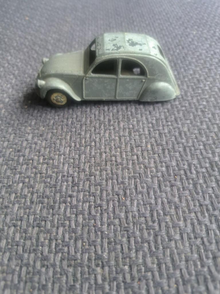 Dinky toys meccano france model citroen 2 cv, Gebruikt, Auto, Frankrijk, Ophalen of Verzenden