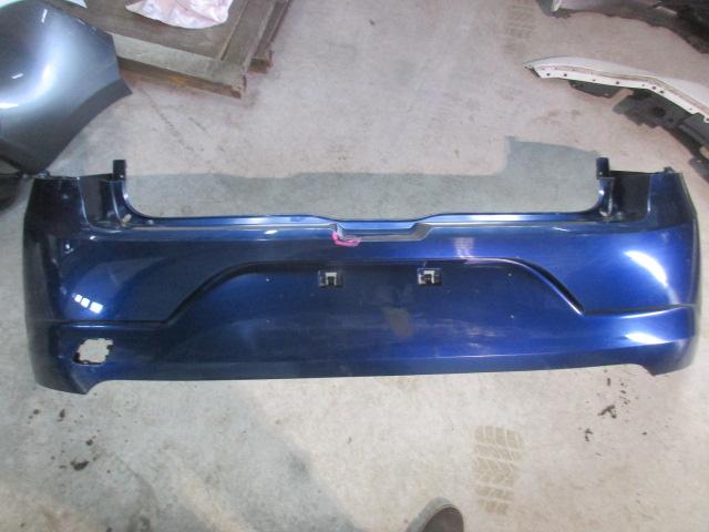 achterbumper megane 4 pdc hatchback 850220498r af 2016 blauw, Gebruikt, Renault, Frankrijk, Info@renault.com