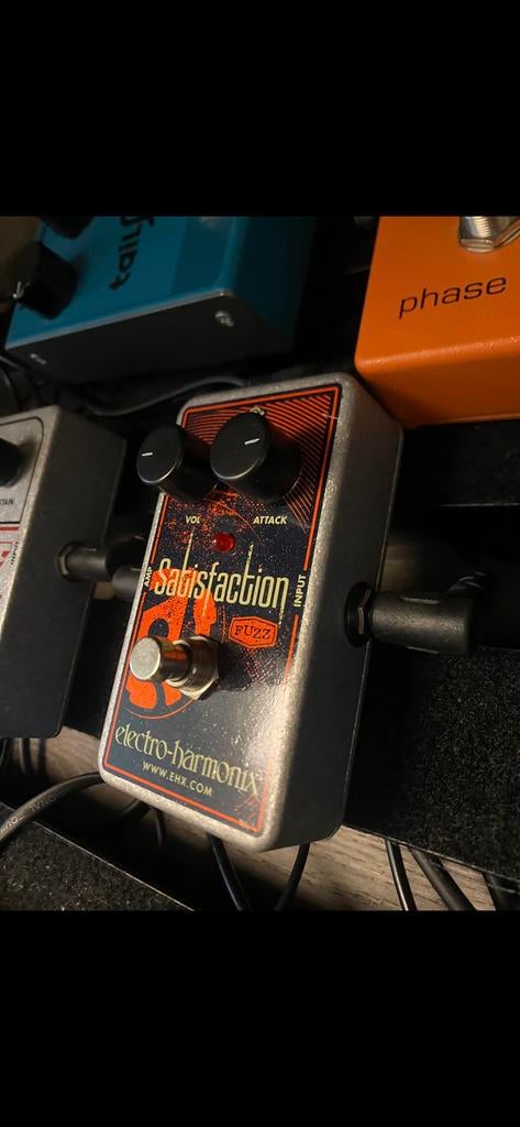 Electro Harmonix Satisfaction Fuzz Gitaar Pedaal, Ophalen of Verzenden, Gebruikt, Distortion, Overdrive of Fuzz
