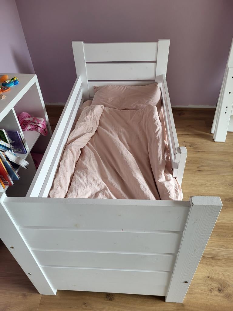 Peuterbed / Peuterledikant Wit, Kinderen en Baby's, Kinderkamer | Bedden, Gebruikt, 70 tot 85 cm, Ophalen of Verzenden, Lattenbodem
