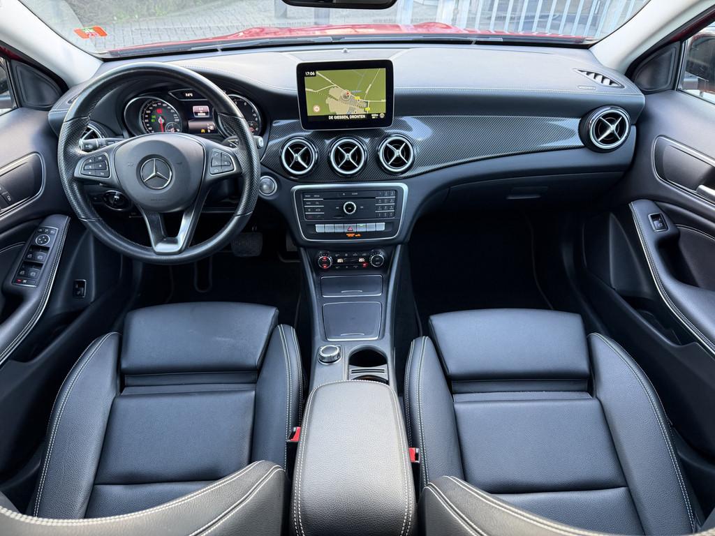 Mercedes-Benz GLA 200 AMG Night Trekhaak | Camera | Leer | E, Auto's, 12 maanden, 15 km/l, Gebruikt, Euro 6