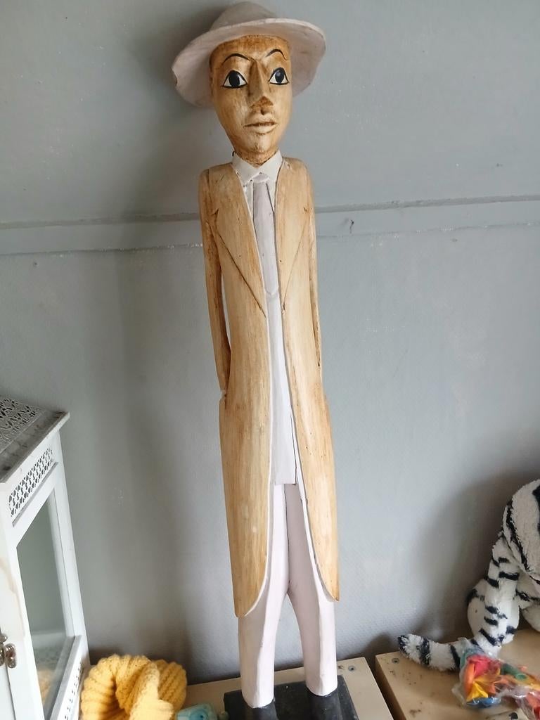 Mooi houten beeld van een man met hoed, Antiek en Kunst, Ophalen of Verzenden