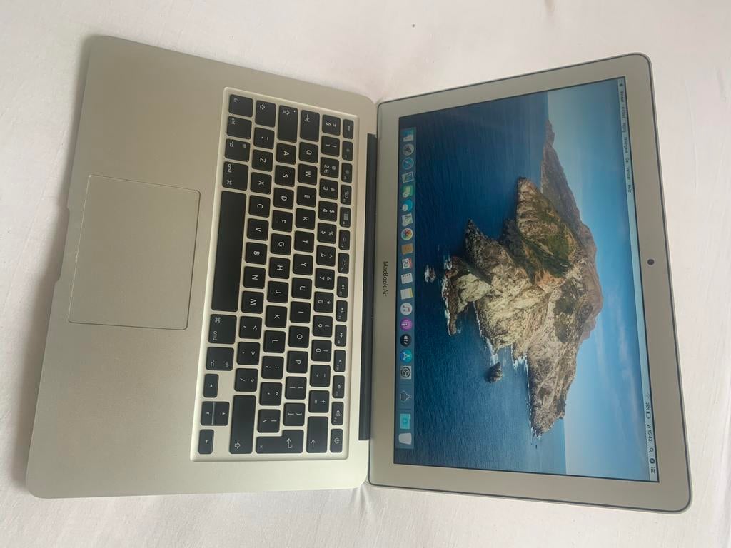 MacBook Air 2012 - 13 inch, 4GB RAM, 1.8 GHz i5, Computers en Software, Apple Macbooks, 2 tot 3 Ghz, Qwerty, 13 inch, Ophalen of Verzenden