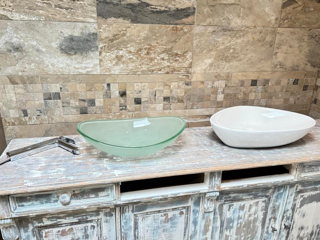 Twee groene glazen waskommen te koop aangeboden 85€samen, Ophalen of Verzenden, Nieuw, Glas, Wastafel