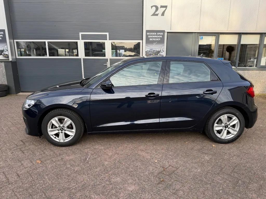 Audi A1 25 TFSI , Carplay, Virtual cockpit, Cru € 17.450,0, 95 pk, Start-stop-systeem, Blauw, 49 €/maand