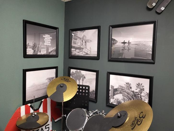 Serie 7 zwarte baklijsten, zwart wit, prints strand, surfen, Huis en Inrichting, Woonaccessoires | Wanddecoraties, Zo goed als nieuw