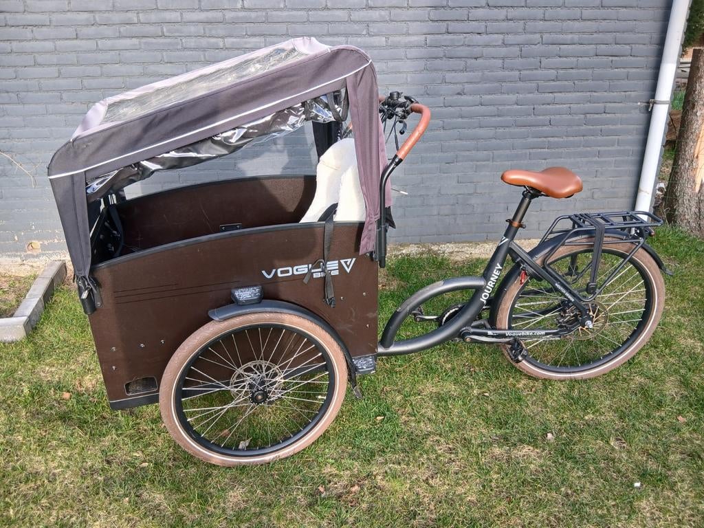 Vogue bakfiets, zo goed als nieuw, slechts 250 km!, Fietsen en Brommers, Fietsen | Bakfietsen, Huif, Zo goed als nieuw, 2 kinderen