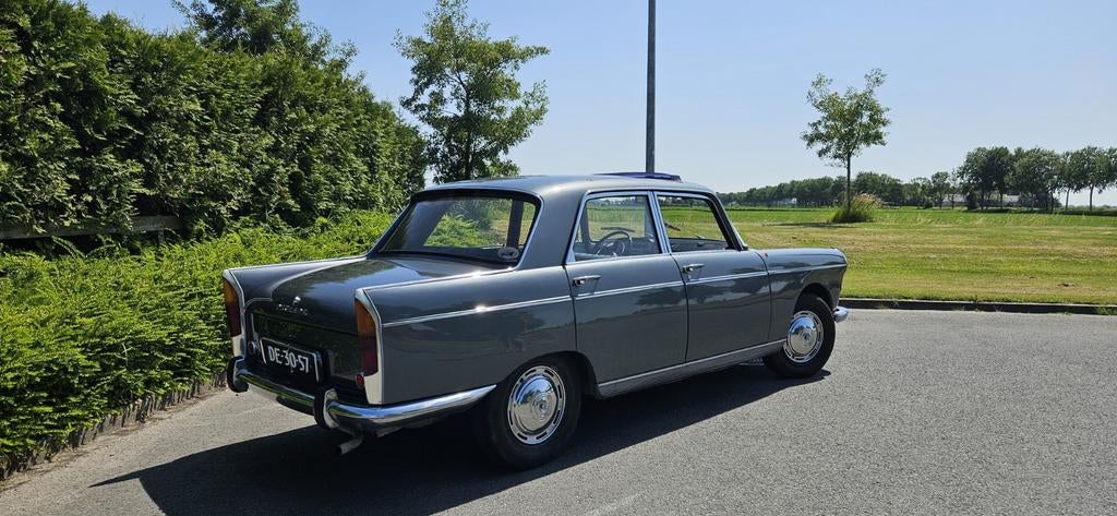 Peugeot 404 1.6 1965 LPG roestvrij en goed onderhouden, Auto's, Achterwielaandrijving, 74 pk, Overige modellen, 4 cilinders