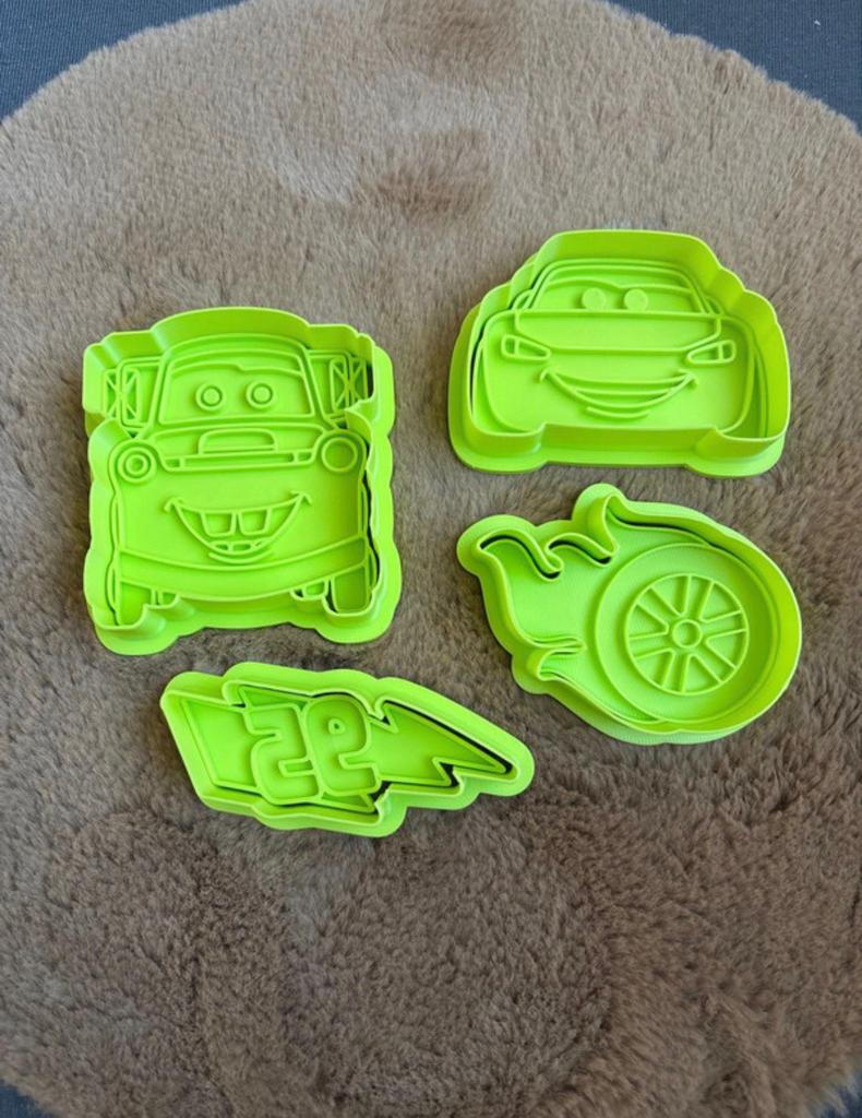 Koekvormpjes cars, Ophalen of Verzenden, Nieuw, Taarten, Bakvorm