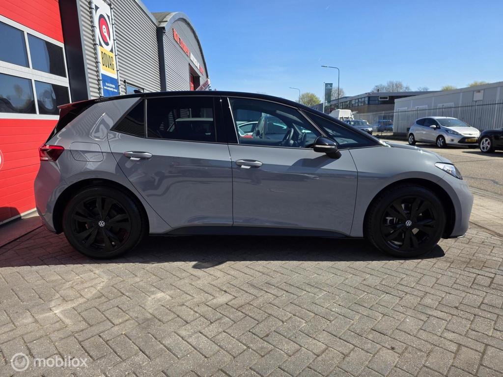 Volkswagen ID.3 Pure Business 52 kWh 2026✅14 km, Automaat, ID.3, 170 pk, 1687 kg