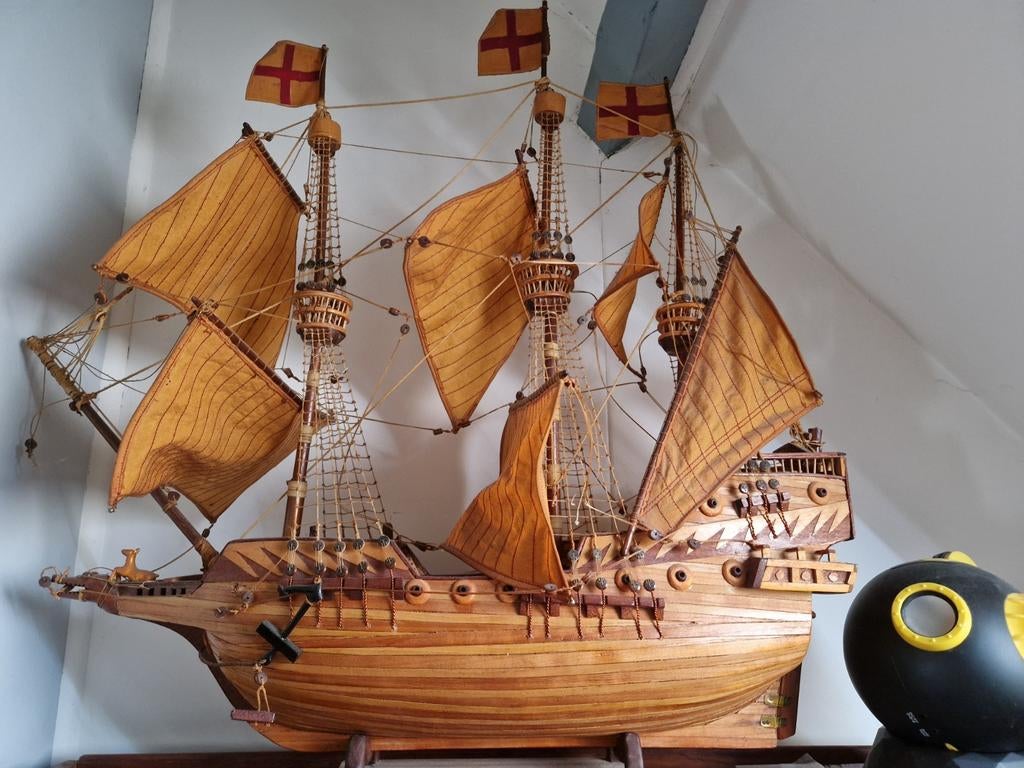 Modelboot golden hind, Hobby en Vrije tijd, Modelbouw | Boten en Schepen, Ophalen