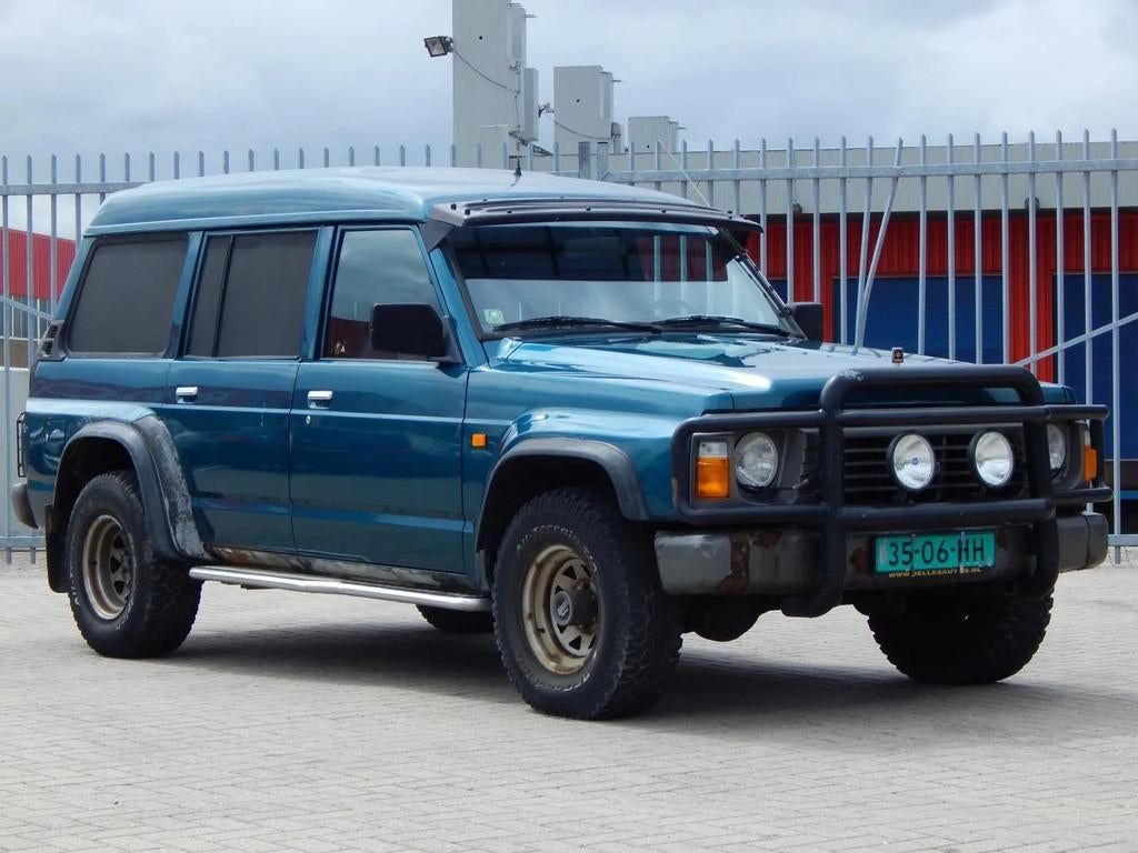 Nissan Patrol GR GR 2.8|Y60 | 4X4 | LANG|AIRCO|6 CYLINDER| M, Auto's, Nissan, Stof, Gebruikt, Zwart, 116 pk