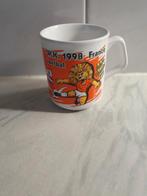 W.K. voetbal 1998 France beker, mok. Keramiek, Verzamelen, Ophalen of Verzenden, Zo goed als nieuw, Overige sporten, Overige typen