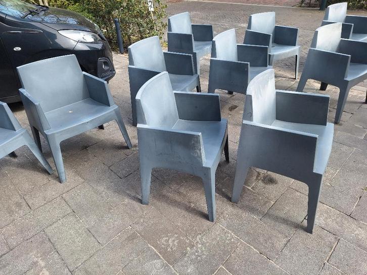 Siesta Box stapelbare tuinstoel Donkergrijs, 10 stuks., Tuin en Terras, Tuinstoelen, Gebruikt, Kunststof, Stapelbaar, Ophalen