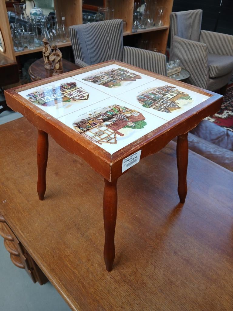 Vierkant tafeltje met 4 tegeltjes - Estafette Harlingen, Ophalen